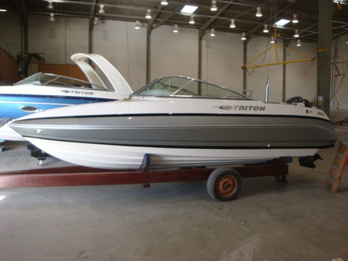 Lancha Triton 200 Open