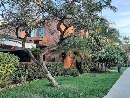 Imagen 11 de 14 de Armando Ortunio Sky Group Exclusivos Townhouses Conjunto Res. Bonaventure Home, Mañongo