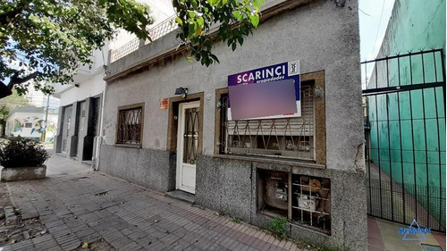 Venta Casa Sobre Lote Propio Con Terraza - Caseros -