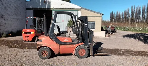 Autoelevador Linde H25d Diesel 2500kg Con T/triple