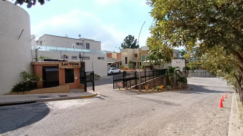 Townhouse Altos De Guataparo Residencias Las Villas. Planta 100%