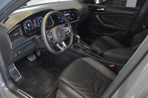 Volkswagen Vento 2.0 Gli - Car Cash
