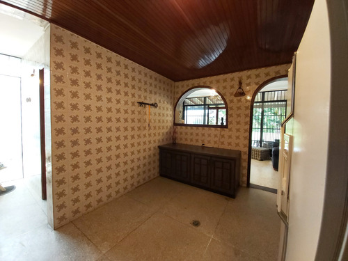 Imagen 14 de 27 de Venta Casa 500mt2 4h+est+serv /5b+serv /4p El Cafetal