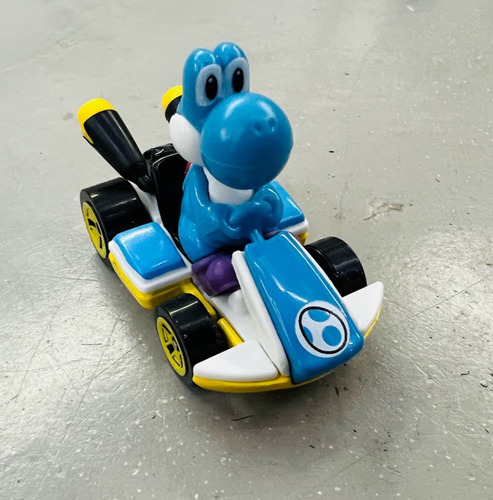 Yoshi Azul Super Mario Bros Kart Hot Wheels Mattel