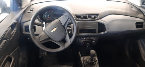Imagen 19 de 20 de Chevrolet Onix 1.4 Joy 5 Puertas Base 2023