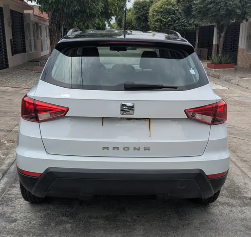 Seat Arona 1.6 Reference