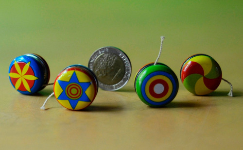 Lote 4 Mini Retro Yo-yos Japón Chapa Sin Uso