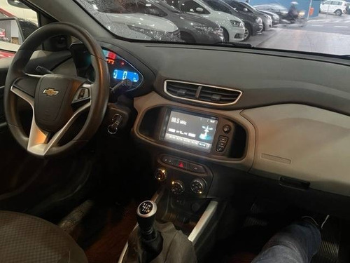 Imagem 3 de 6 de Chevrolet Onix 1.4 Mpfi Lt 8v Flex 4p Manual