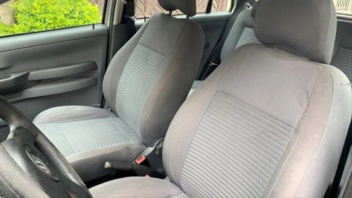 Volkswagen Spacefox 1.6 mi Plus 8v Flex 4p Manual