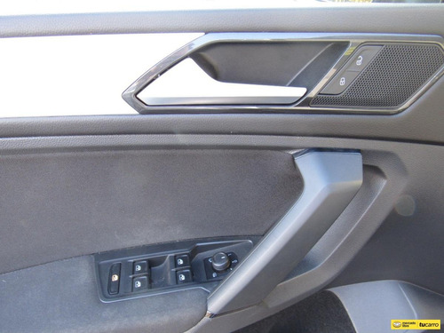 Imagen 20 de 25 de Volkswagen Tiguan 2.0 Trendline Tsi 4motion (7 Puestos)