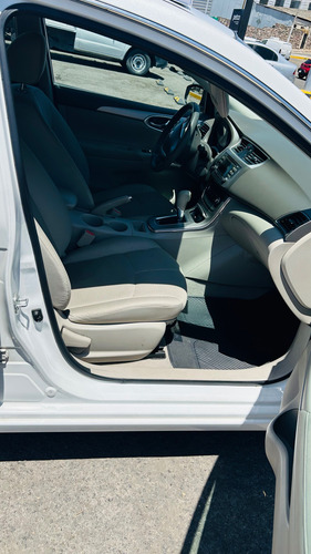 Nissan Sentra 1.8 Advance At
