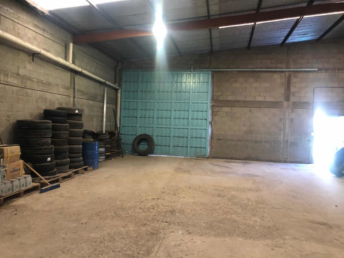 Imagen 6 de 12 de Venta De Galpon De 12x30 Mts. 360 M2 Excelente Ubicación, Límete Berazategui Y Varela