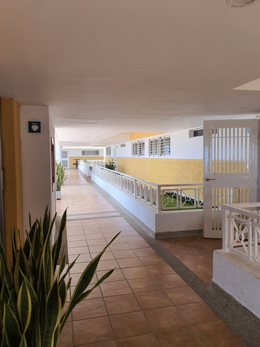 Apartamento En Venta Cr Fontana Suites Lechería
