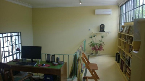 Imagen 16 de 29 de Venta Casa Antigua Refaccionada. 14 E/ 48 Y 49