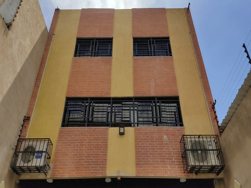 Imagen 1 de 13 de Edificio Comercial En Maracay, Aragua 04127407774 (atedf-1)