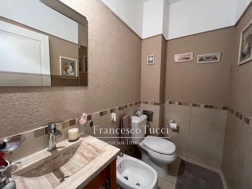 Casa Tipo Duplex En Venta 4 Ambientes Ituzaingó