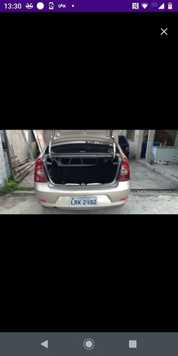 Renault Logan 2012 1.0 16v Expression Hi-flex 4p