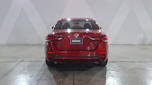 Nissan Sentra 2.0 Advance