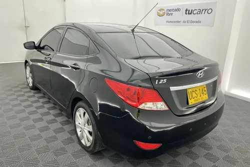 Hyundai Accent I25 Gl Mt 1.6