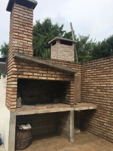 Muy Linda Casa Sobre Massini