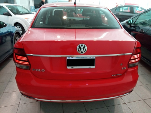 Volkswagen Polo Comfortline 1.6 16v Tip 4p
