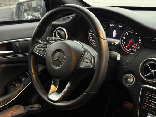 Mercedes-Benz A 200 1.6 TURBO 16V FLEX 4P AUTOMÁTICO