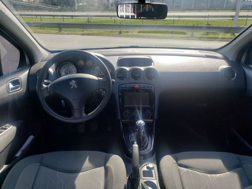 Imagen 7 de 12 de Peugeot 408 1.6 Allure Hdi 115cv 2016