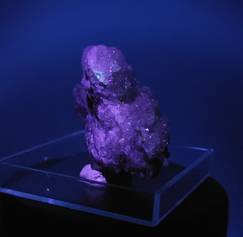 Mineral Raro Radioactivo Uranio Uranofano Fluorescente Uv #1