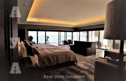 Imagen 29 de 30 de Casa Luxury En Venta, Amueblada, 4 Recámaras, Salón Tv, Muelle, Isla Dorada, Zona Hotelera Cancún