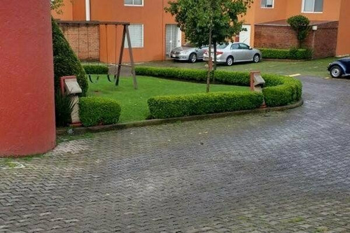 Imagen 2 de 14 de Casa En Zentlapatl, Cuajimalpa, Remate/ En*