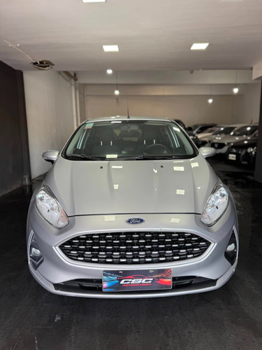 Ford Fiesta Powershift Se