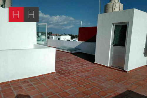 Venta De Casa En Lomas Del Valle