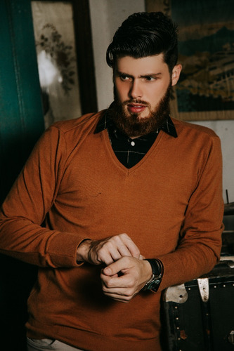 Imagem 3 de 5 de Suéter Cashmere Masculino Gola V Ocre Jota Jota Camisaria