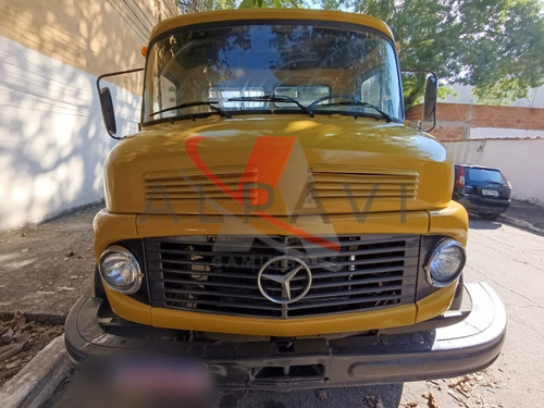 Mercedes Benz 1113 4x2 Com Carroceria
