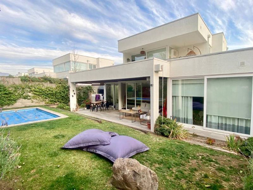 Condominio Av La Dehesa