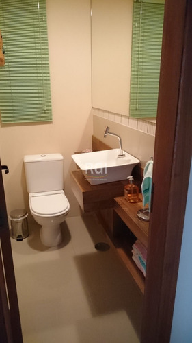 Apartamento Passo Da Areia Porto Alegre. - 4635