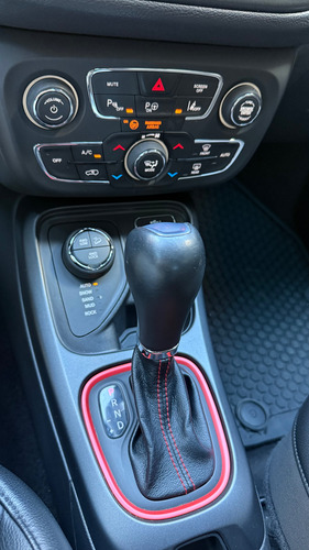 Jeep Compass 2.0 Td At9 4x4 Trailhawk