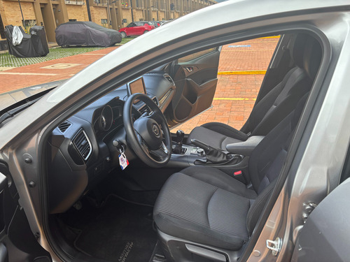 Mazda 3 2.0 Prime