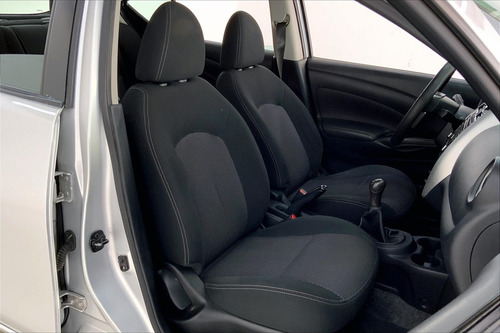 Imagen 7 de 25 de Nissan Versa 4 Pts Advance, Tm5, A/ac, Ve, F Niebla, Ra-15