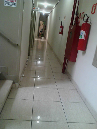 Imagem 5 de 13 de Sala Comercial Para Alugar Na Rua Amador Bueno, Centro, Santos - Sp - Liv-3933