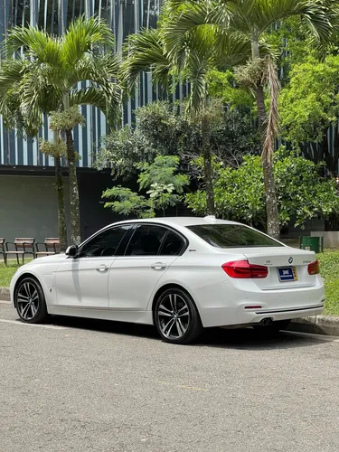 Bmw 330e Híbrido 2.0 Turbo Automático