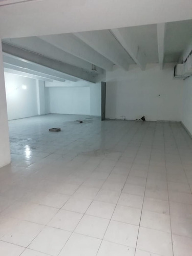 Imagen 1 de 8 de Local, Oficina Y / O Bodegas En Renta Dentro De Plaza Zapata