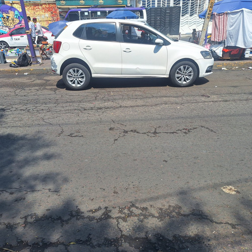 Volkswagen Polo 1.6 Mt