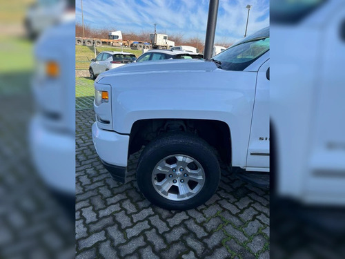 Chevrolet Silverado 5.3 LTZ 4WD CC A AT 4P