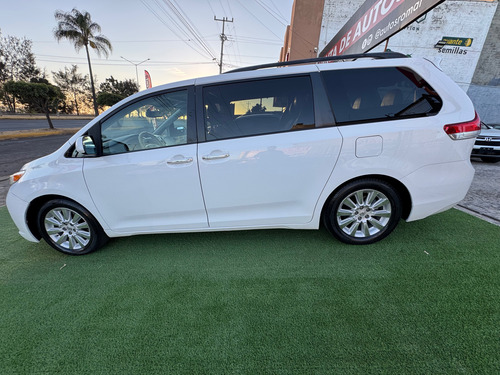 Toyota Sienna 3.5 Xle Piel Mt