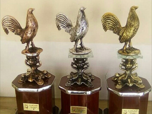 Trofeos De Gallos 1er, 2do Y 3er.lugar