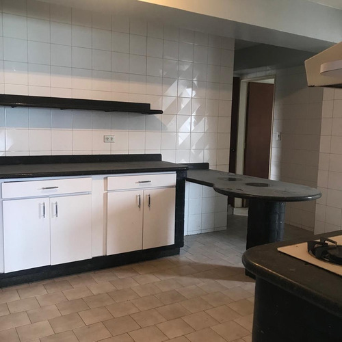Imagen 2 de 19 de Apartamento En Parque Caiza