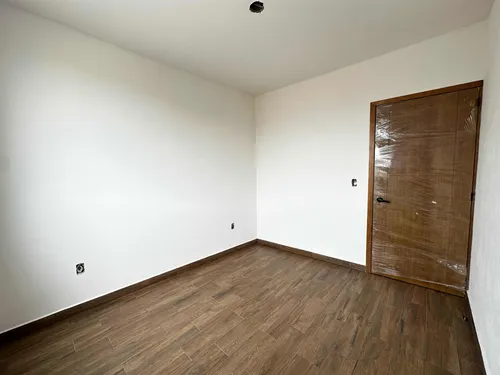 Casa En Venta En Pedro Escobedo 3 Recámaras