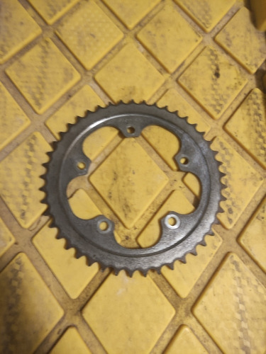 Sprocket Triumph Tt600/ Speed Four 00-05 (Usado)