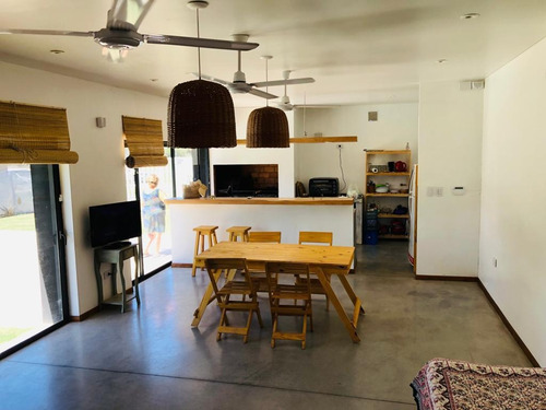 Imagen 3 de 11 de Casa Para 2 Personas En Alquiler Temporal
